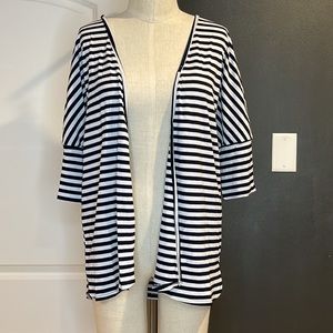 NWT  Navy  stripe shrug Bust 50"